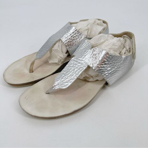 Pedro Garcia T-Strap Thong Sandal Silver 9.5 - Picture 1 of 9